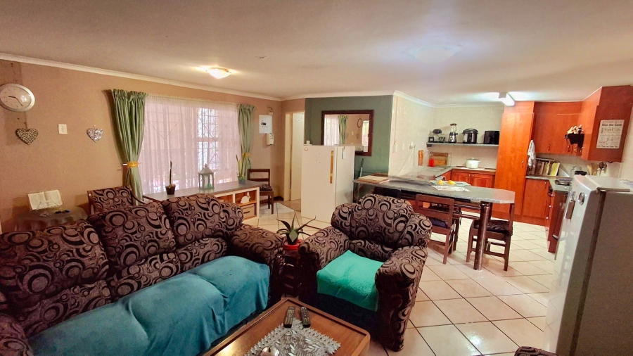 2 Bedroom Property for Sale in Vaalpark Free State